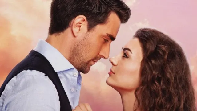شاهد مسلسل العشق الفاخر بدقة HD